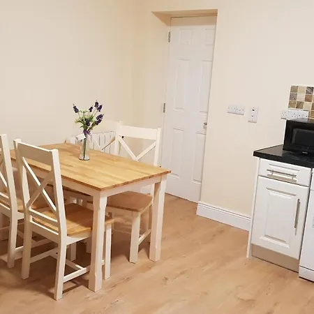 Lägenhet Centre City Self Catering